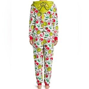 Women’s super Minky union grinch onsie suit with pockets.  Size small.